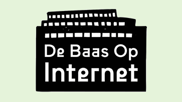 De baas op internet, titel op gestileerde filmstrook.